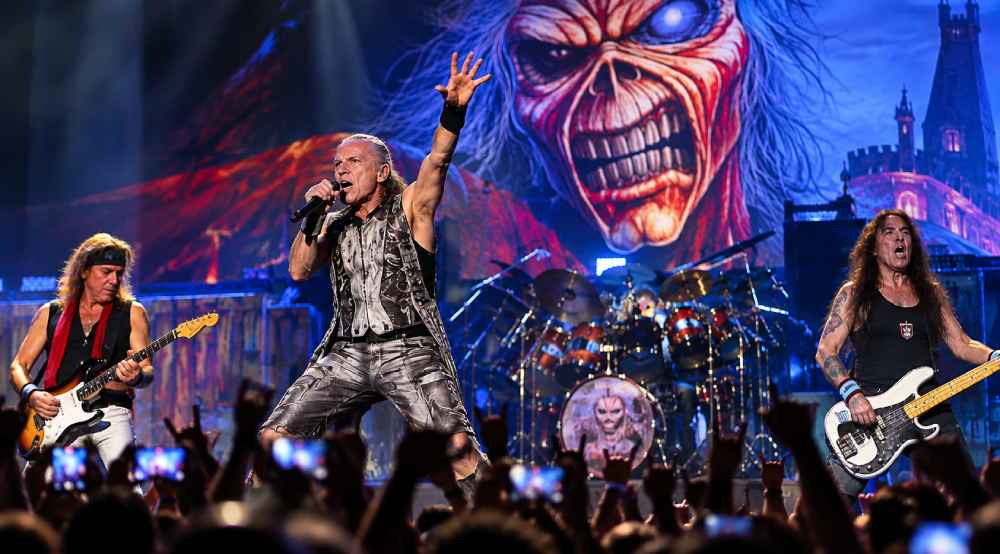 Iron Maiden regresó a El Salvador diez años después de su primera presentación y ofreció un repertorio de 17 canciones en el estadio Jorge “Mágico” González. Foto: Ilustración.
