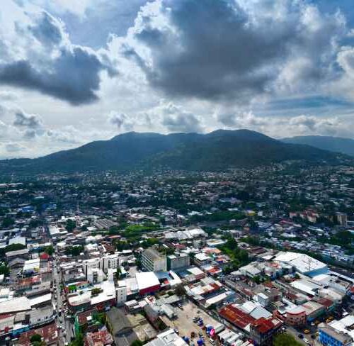 El clima en El Salvador podría cambiar durante la tarde de este miércoles, con lluvias previstas en el Área Metropolitana de San Salvador y otros sectores del país. Foto: @MedioAmbienteSV.