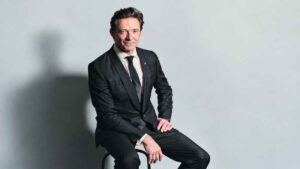 Hugh Jackman interpretará al pirata Long John Silver en la nueva adaptación de La isla del tesoro, dirigida por Ridley Scott. Foto: Cortesía.
