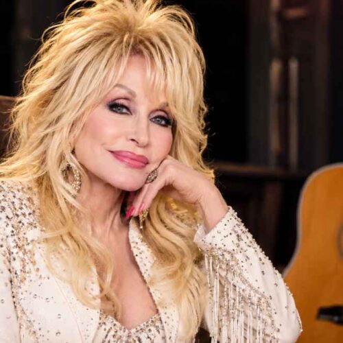 Dolly Parton falleció el 25 de agosto de 2026. Una disputa judicial enfrenta actualmente a su sobrino Bryan Seaver con administradores de su patrimonio empresarial. Foto: Ilustración.