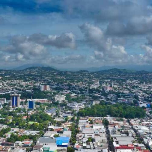 El Clima tendrá condiciones parcialmente nubladas durante la mañana, mientras las lluvias y tormentas podrían aumentar por la tarde y noche en El Salvador. Foto: @MedioAmbienteSV.