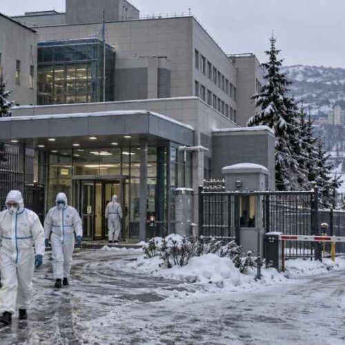 Autoridades rusas investigan si la peste tuvo alguna relación con la muerte de una trabajadora de un instituto especializado en Siberia. Foto: Ilustración.