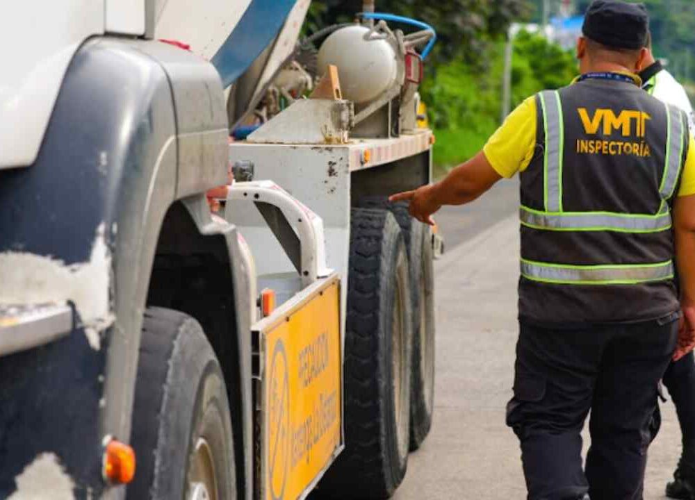 Entre los problemas detectados figuran fugas de aceite, deficiencias en los sistemas de frenado y motor. Cortesía