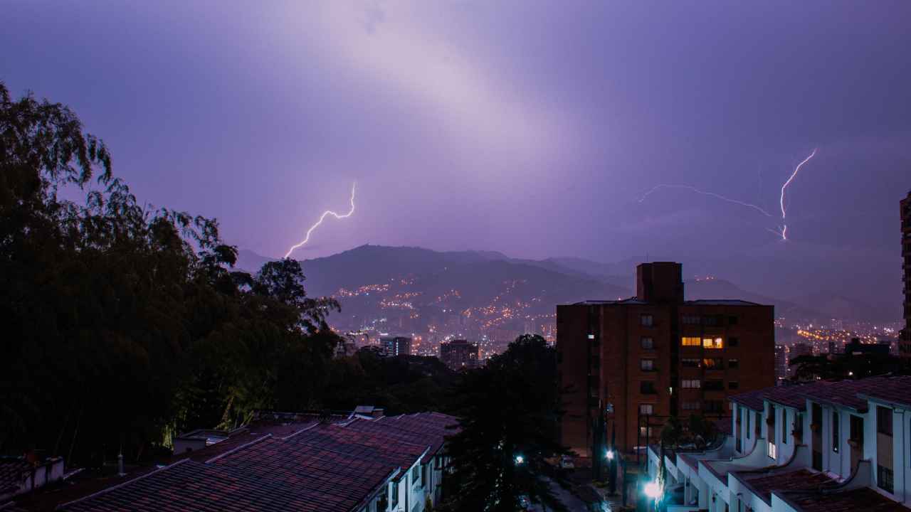 Las lluvias regresarán a El Salvador durante el jueves, principalmente por la tarde y noche. Foto: MARN. Nicolás Rueda / Pexels